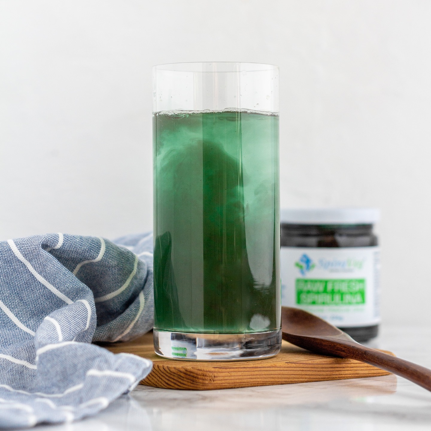 Spirulina Lemon Water Morning Drink