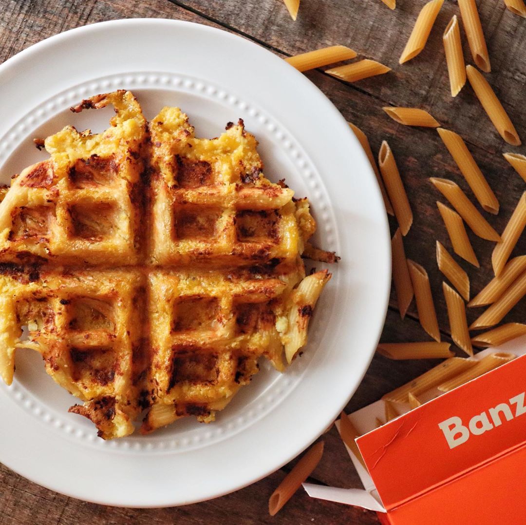 Cheesy Cauliflower Chickpea Pasta Waffle