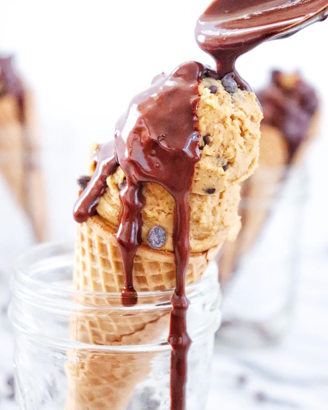 Easy Vegan Chocolate Sauce for Desserts