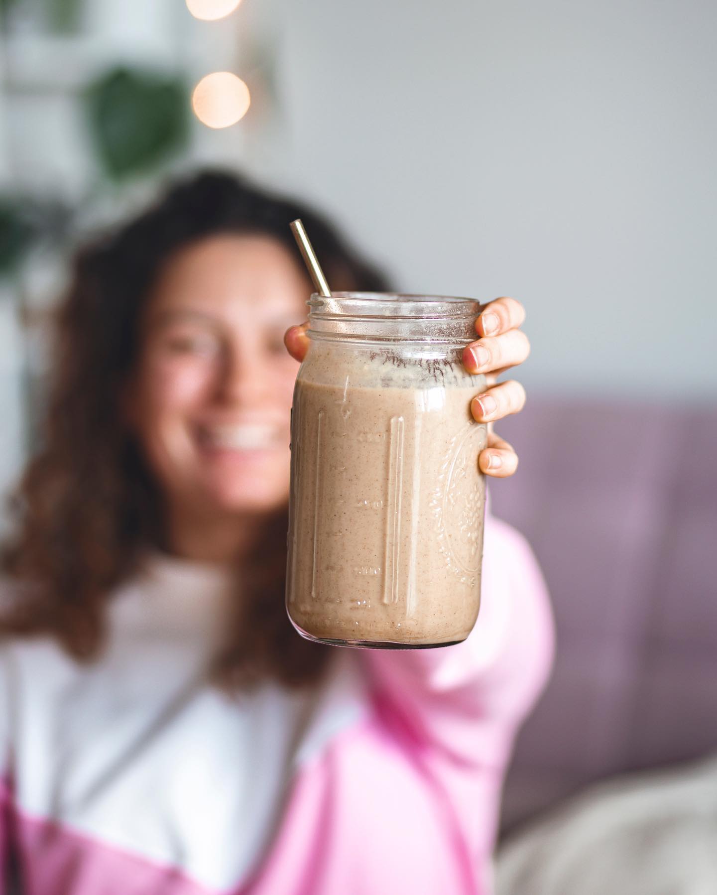 Warm Gingerbread Breakfast Smoothie