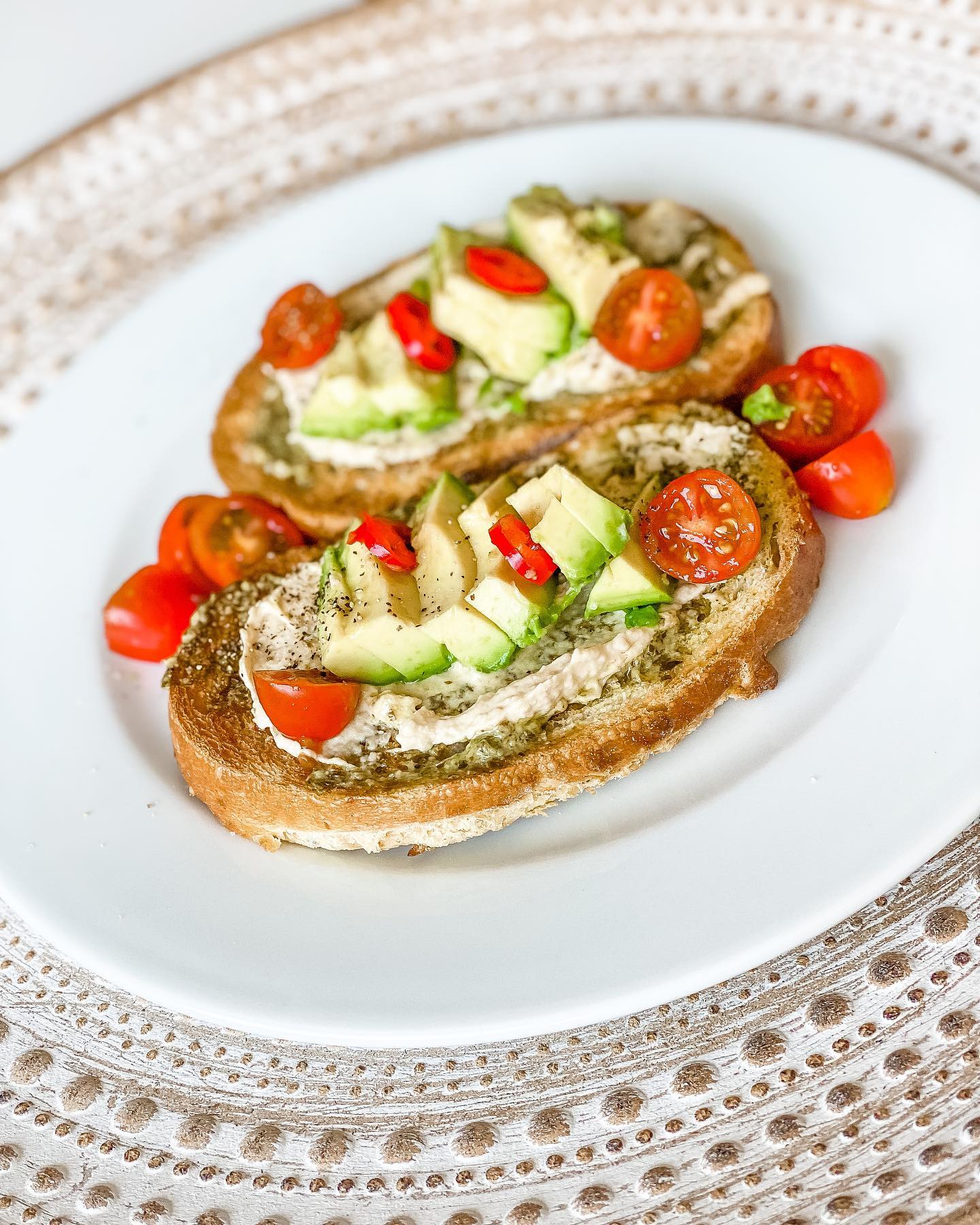 Vegan Avocado Pesto Toast