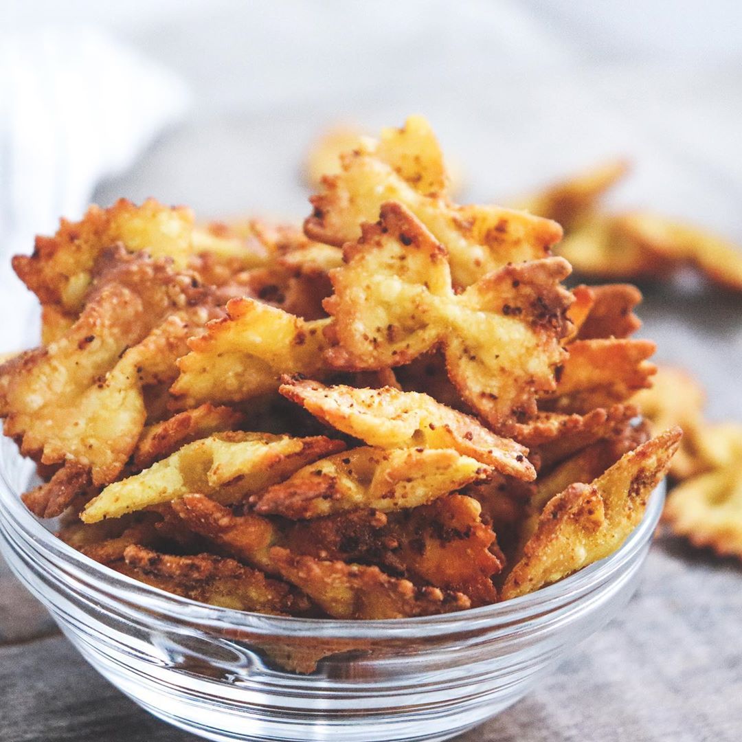 Vegan Cheesy Bowtie Crackers Recipe