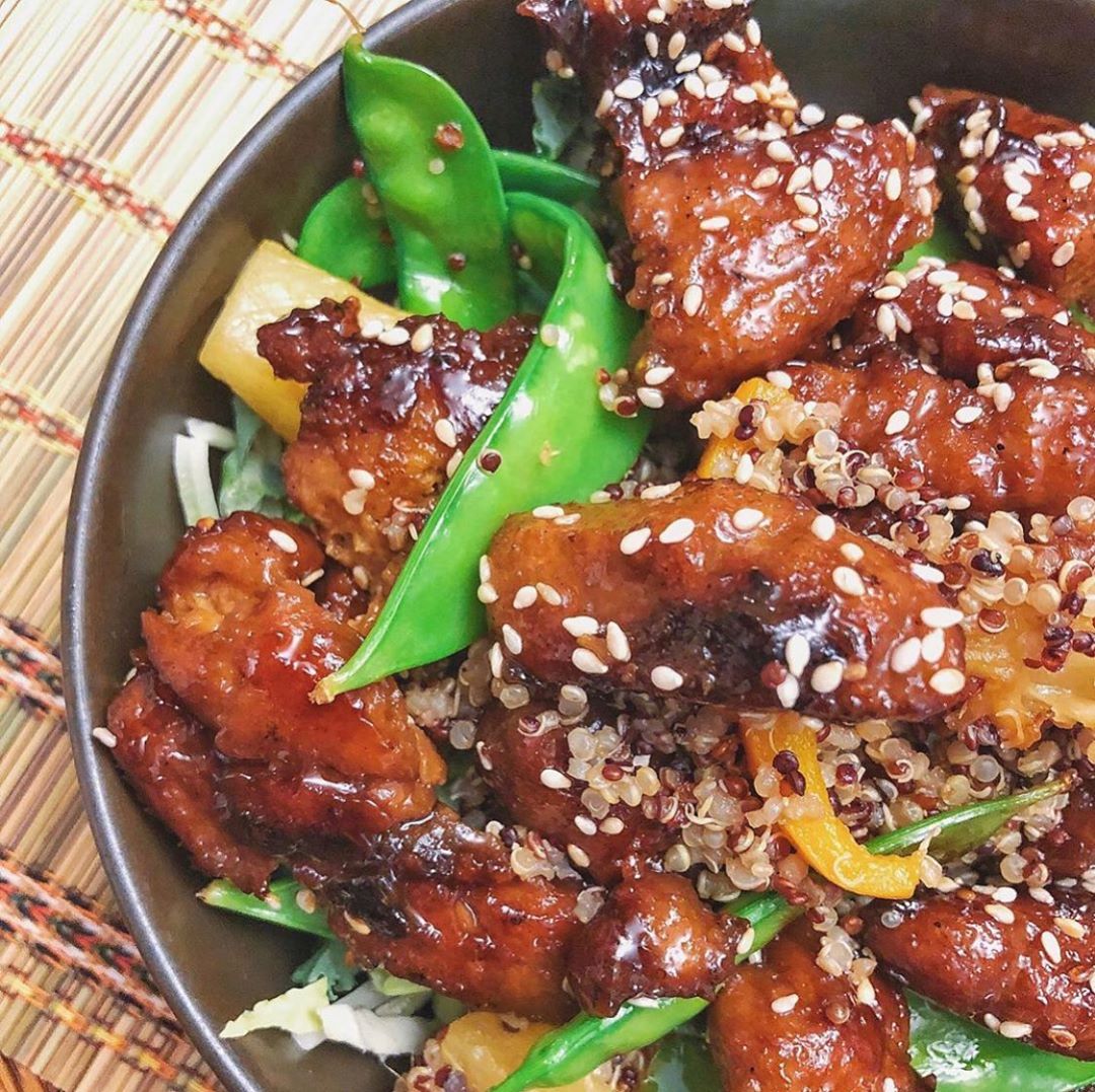 Ginger Sesame Seitan with Quinoa and Veggies
