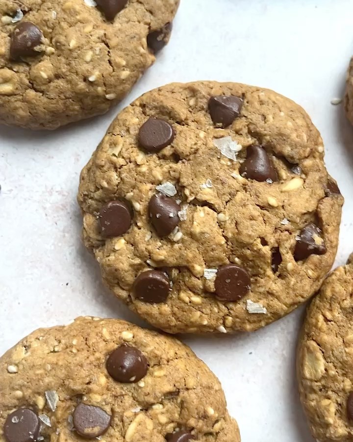 Salted Caramel Oatmeal Cookies