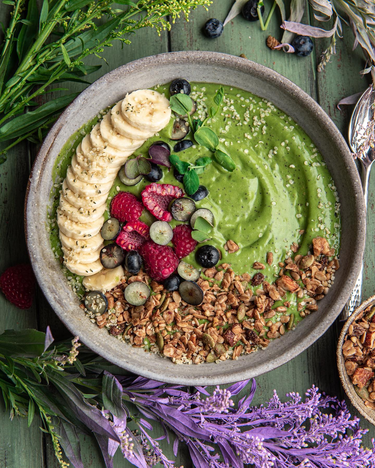 Bright Green Nutrient Smoothie