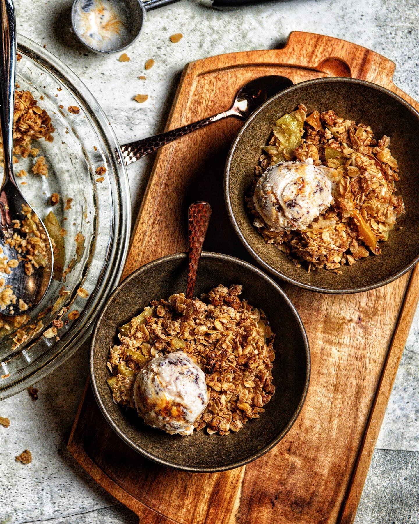 Classic Gluten-Free Vegan Apple Crisp