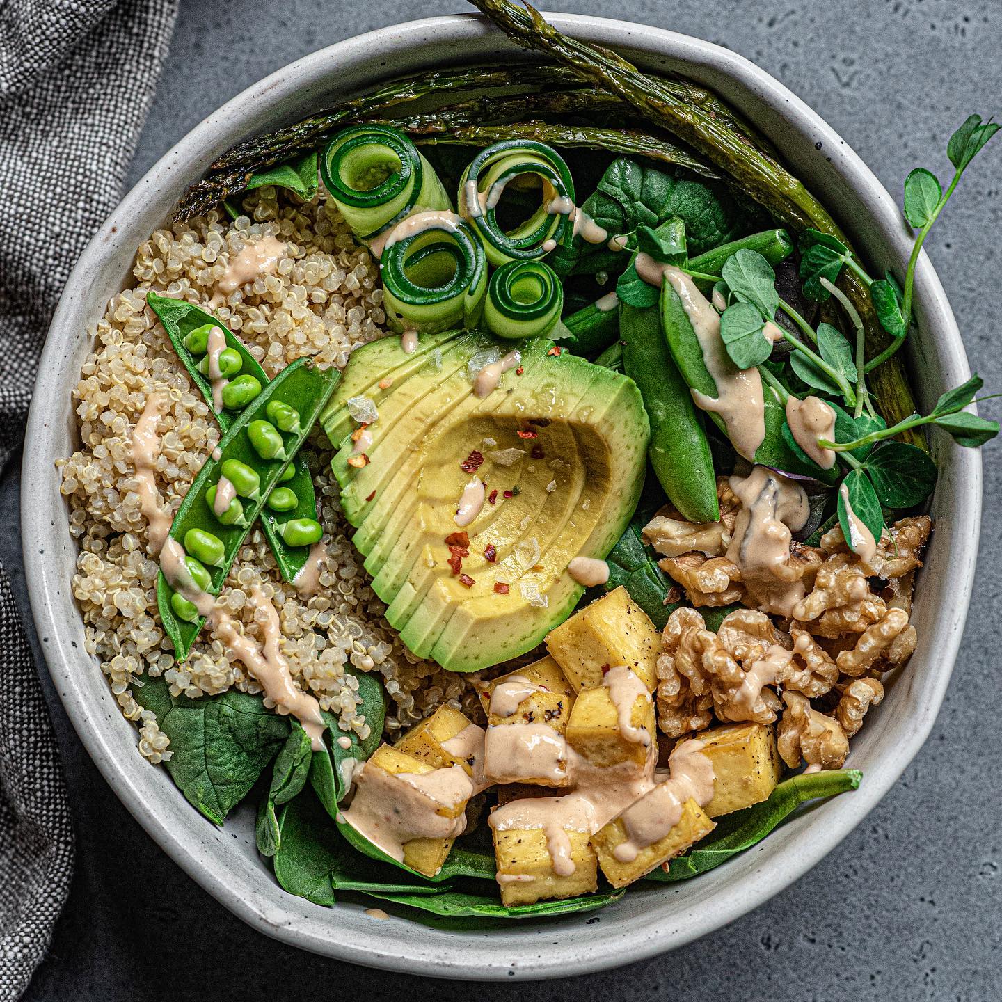 Green Monochromatic Salad Bowl