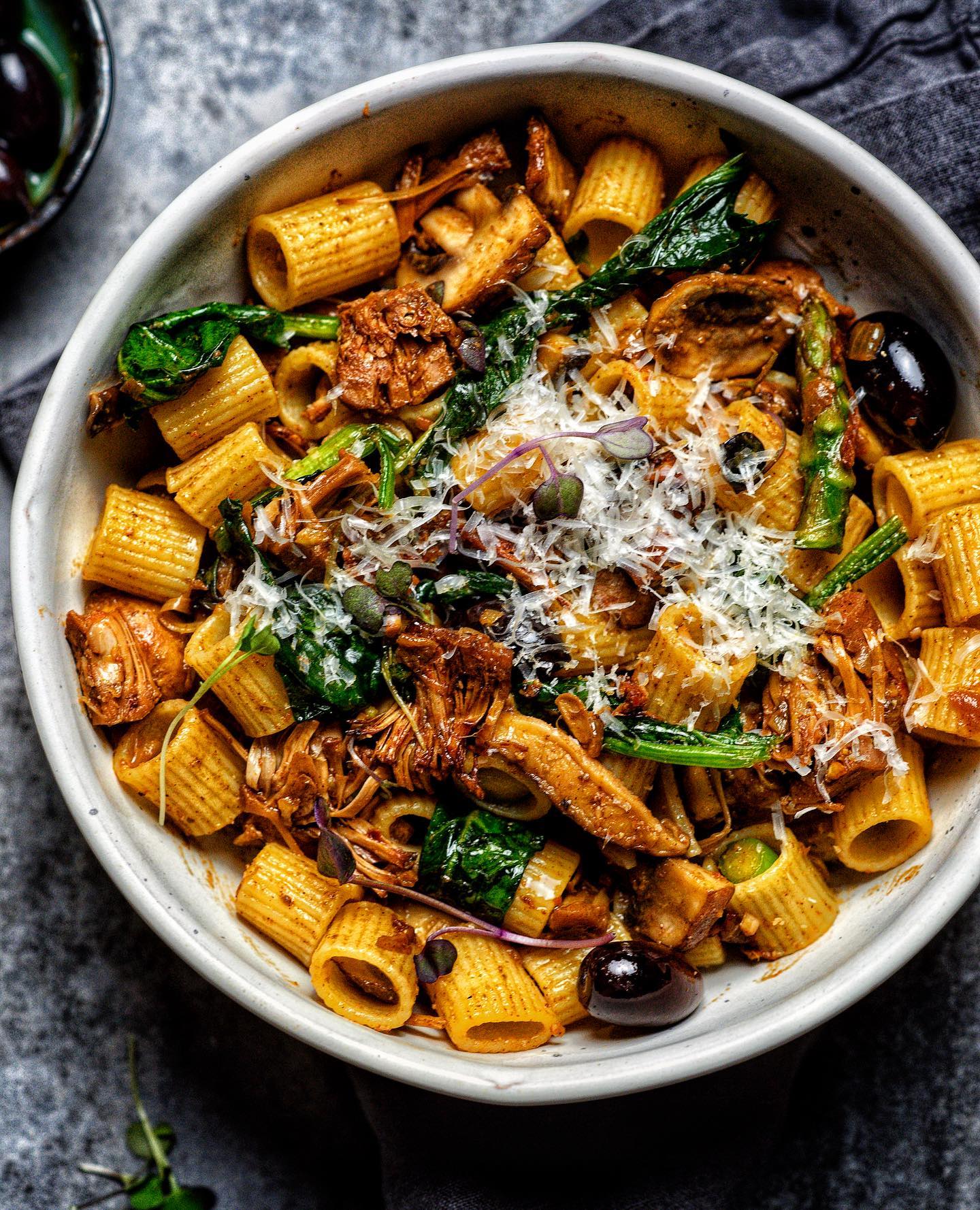 Spicy Pulled Jackfruit Pork