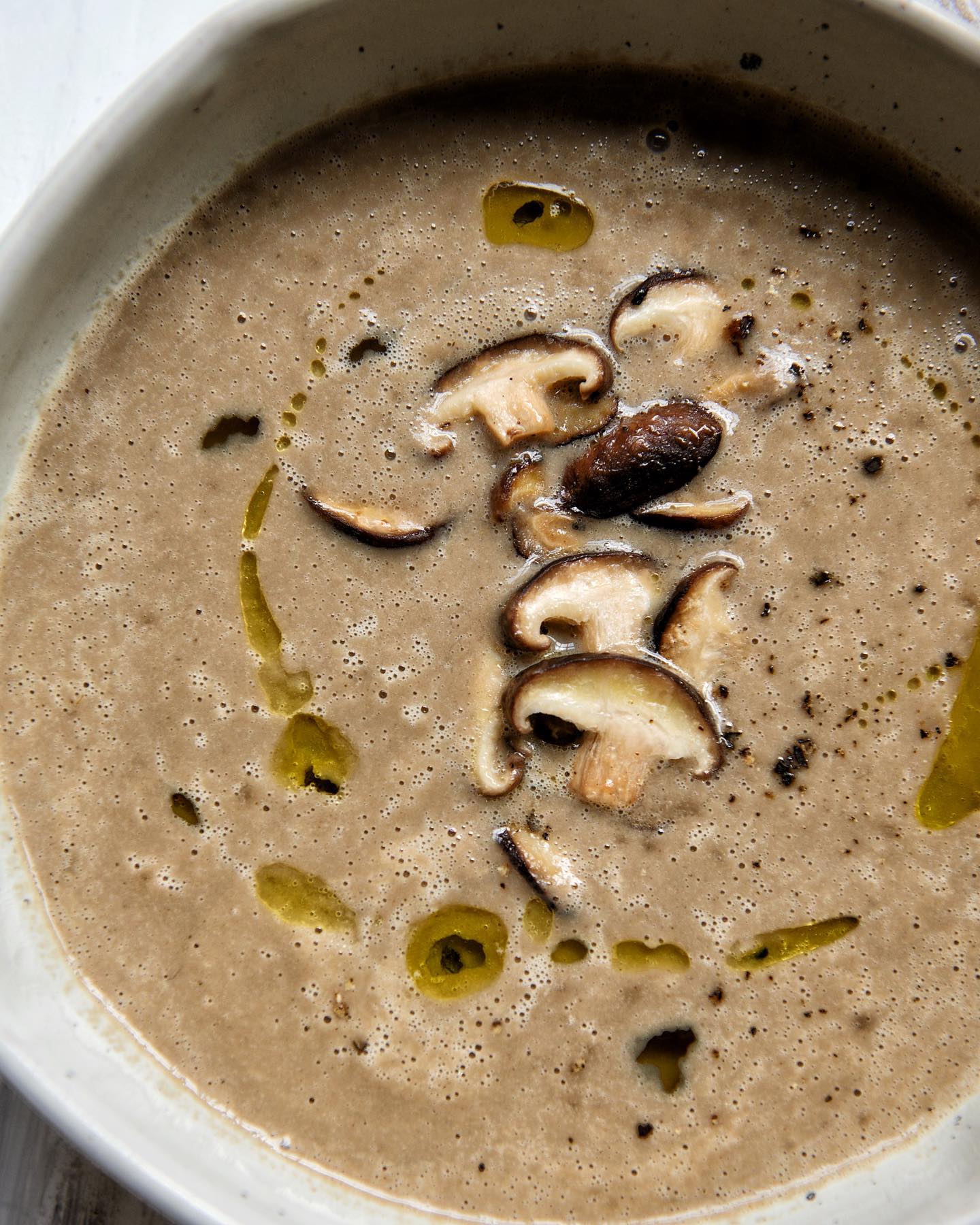 Easy Vegan Mushroom Soup