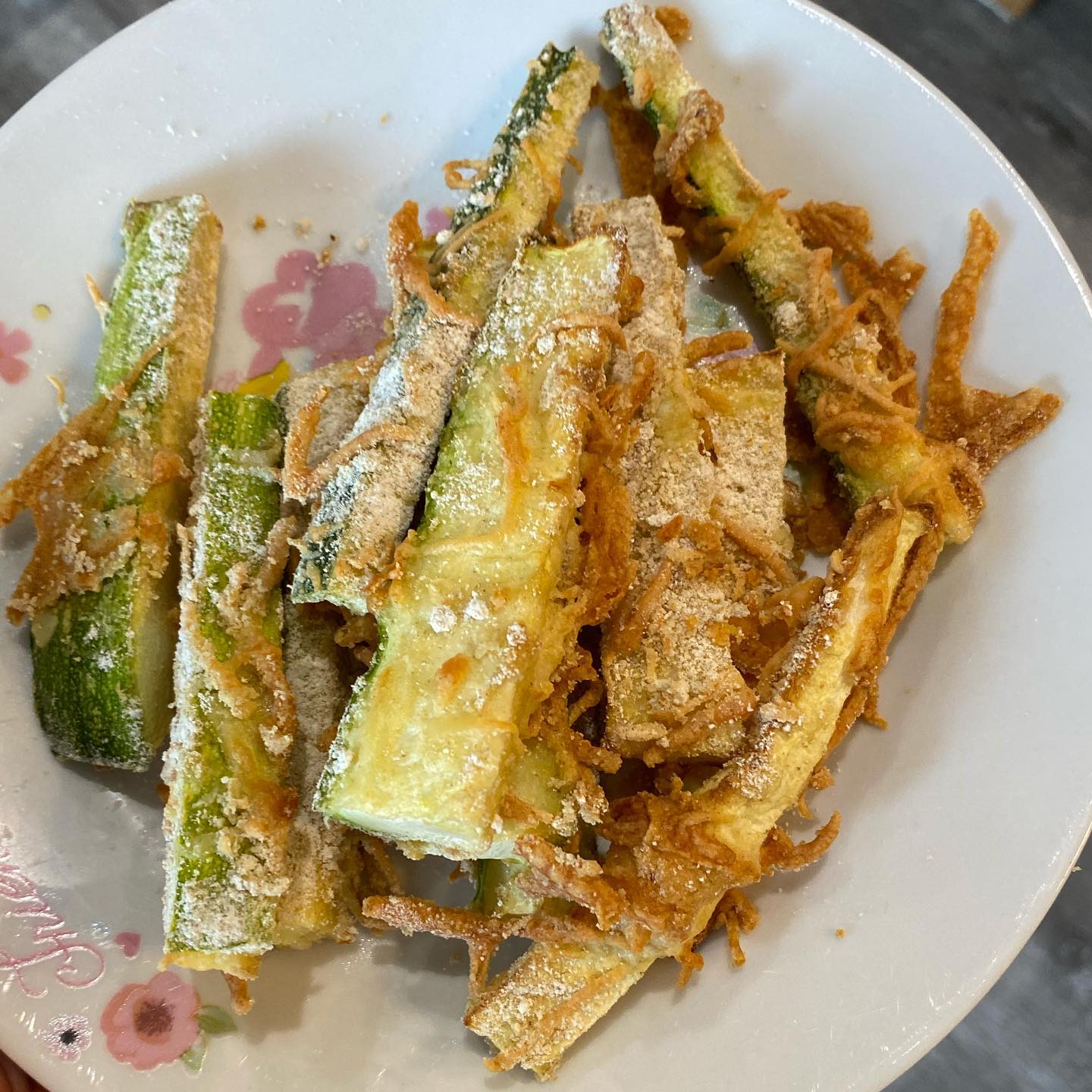 Cheesy Baked Courgette Fingers