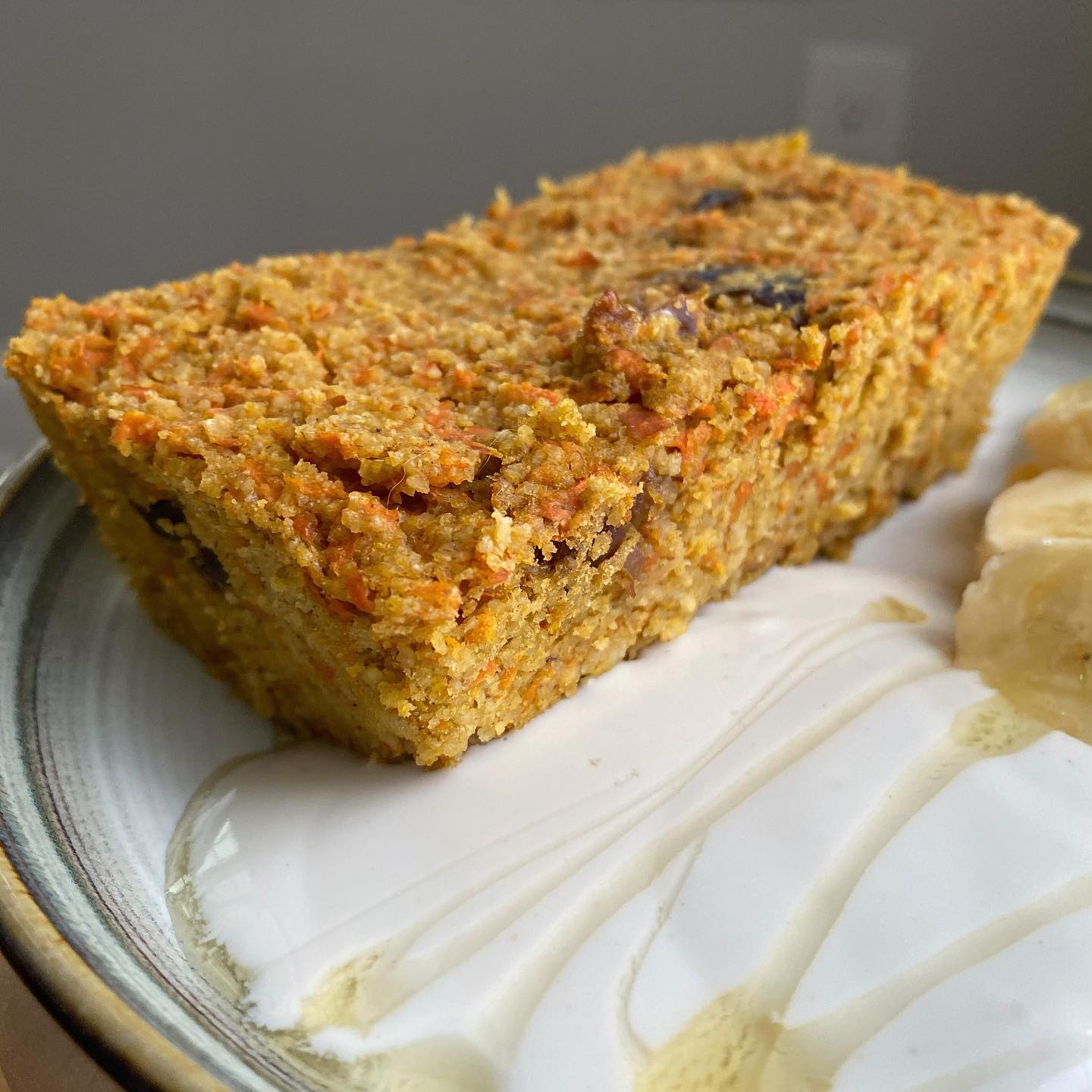 Cinnamon Carrot Oat Bars