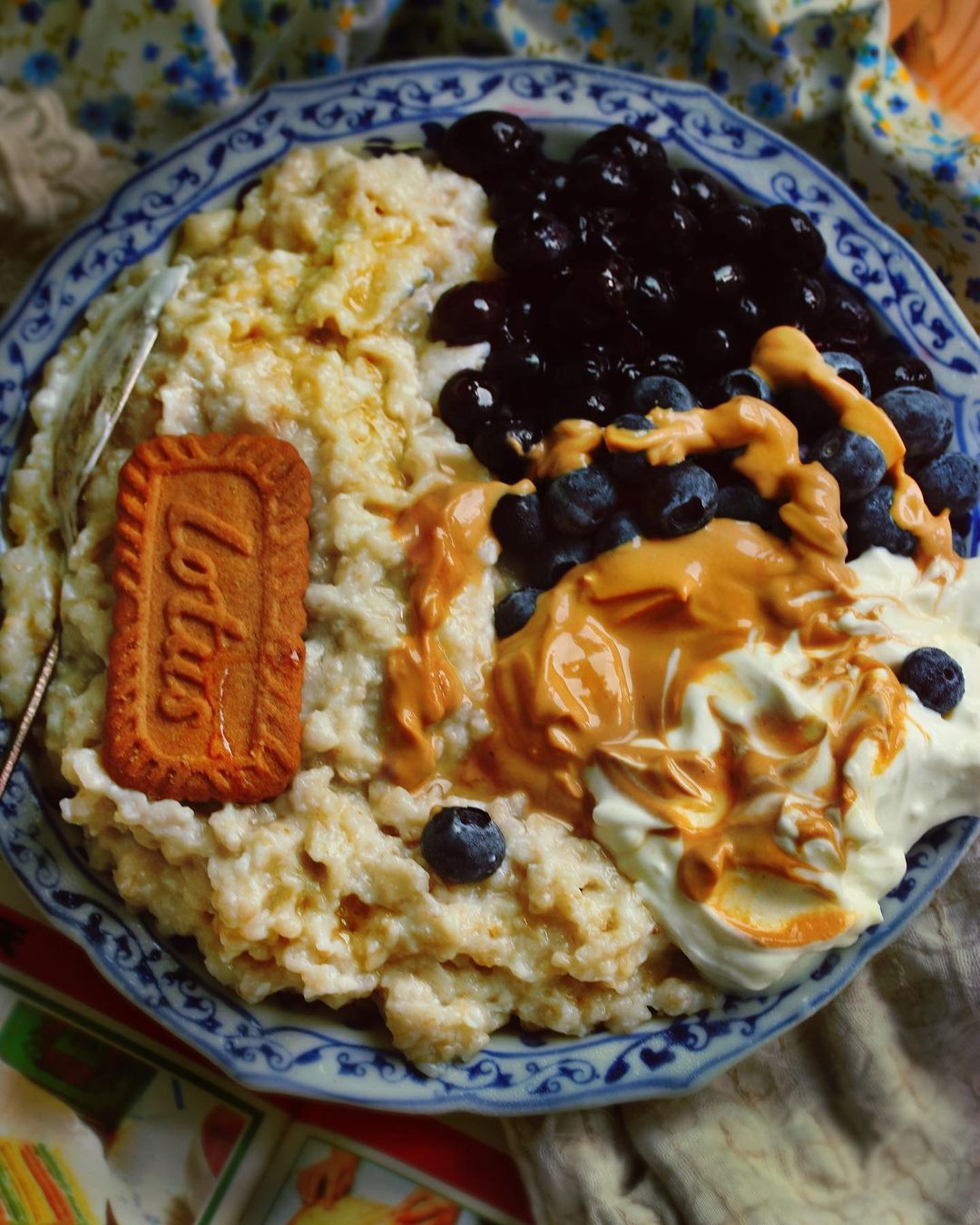 Cinnamon Blueberry Oatmeal with Compote