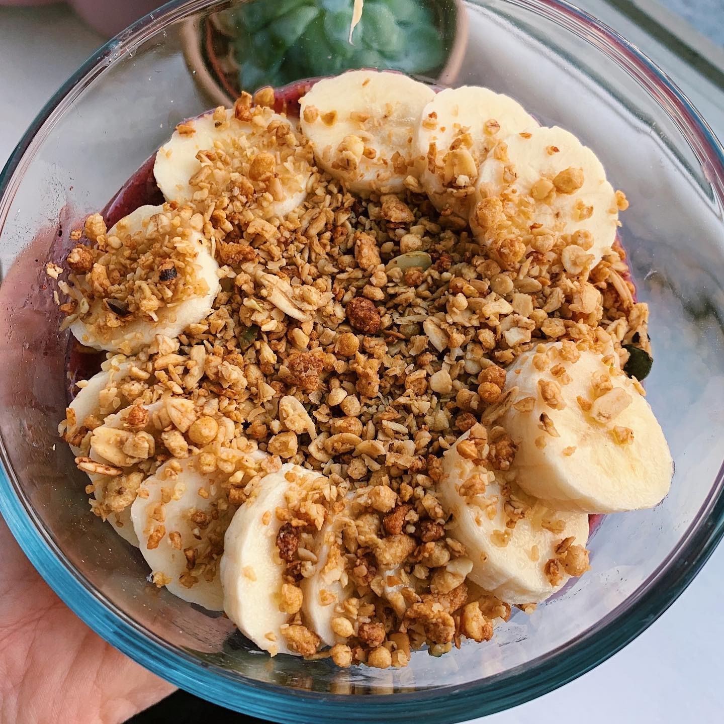Berry Smoothie Parfait with Yogurt and Granola
