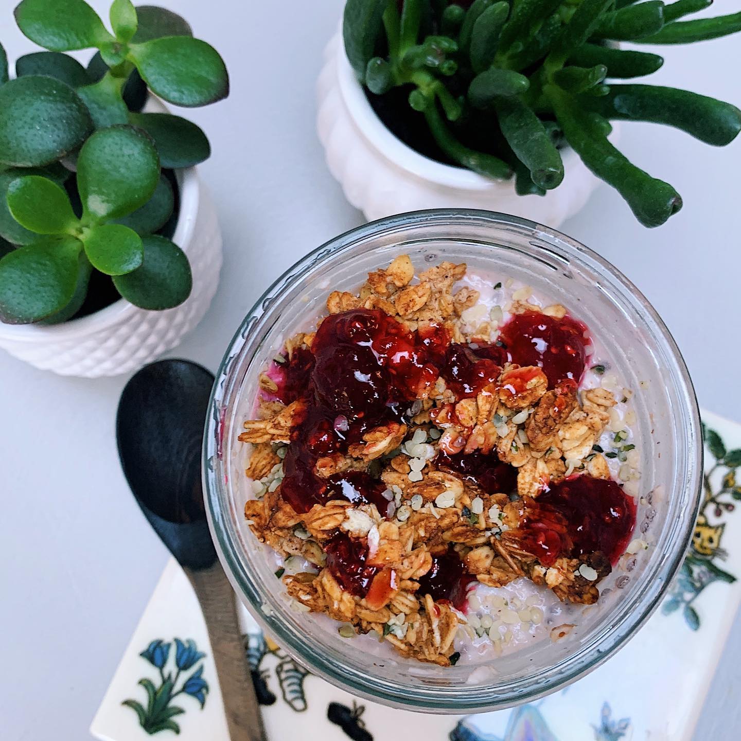 Easy Strawberry Overnight Oats