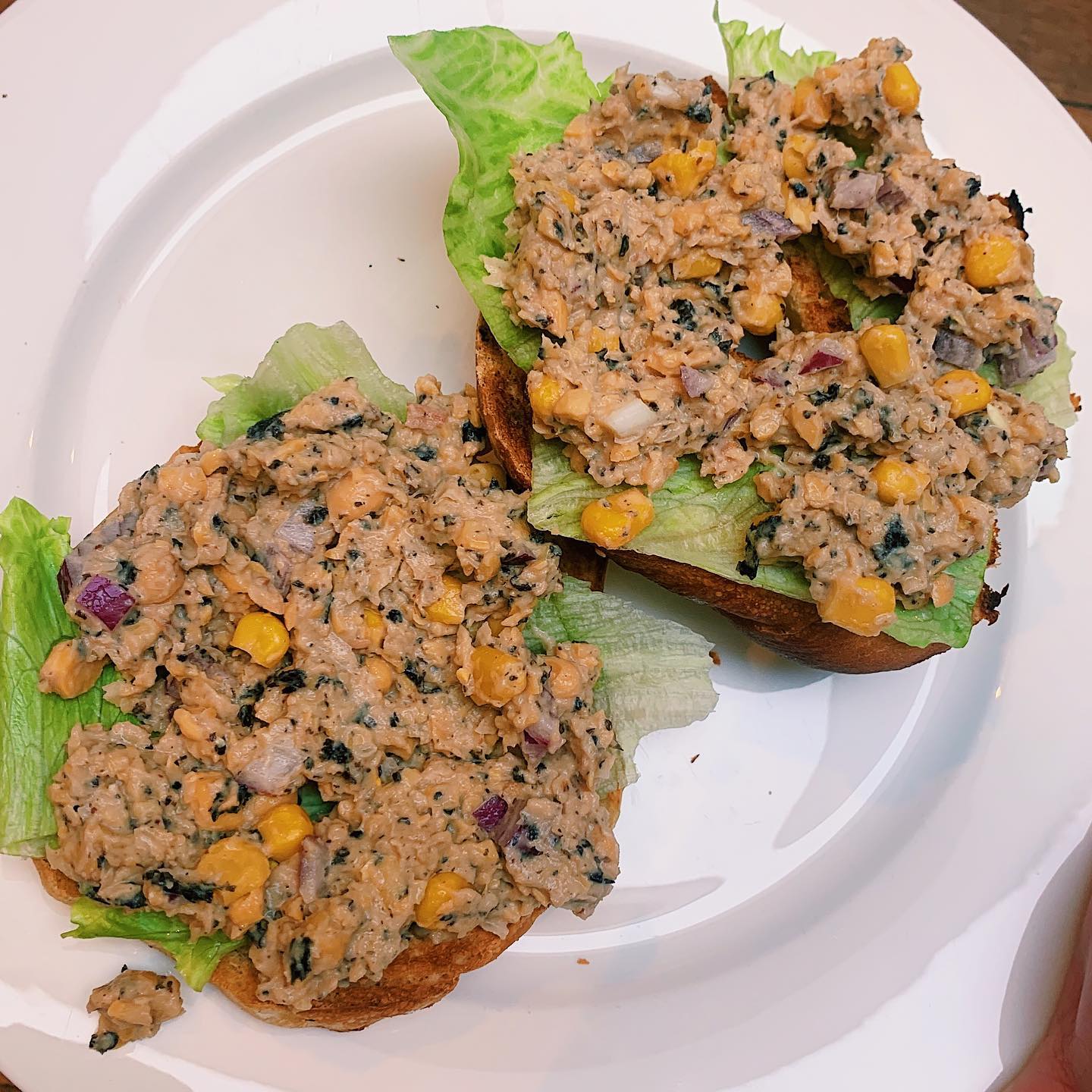 Vegan Tuna Salad with Chickpeas and Jackfruit