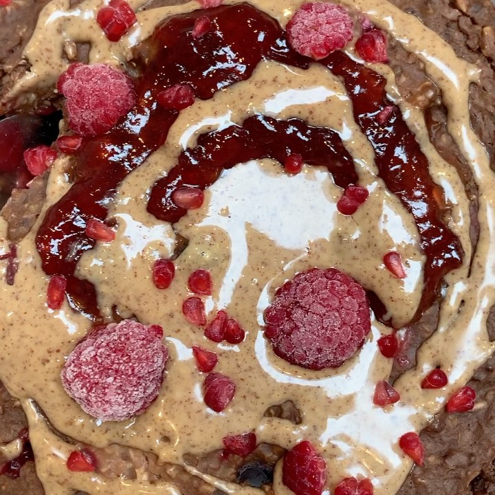 Decadent Chocolate Berry Oat Delight