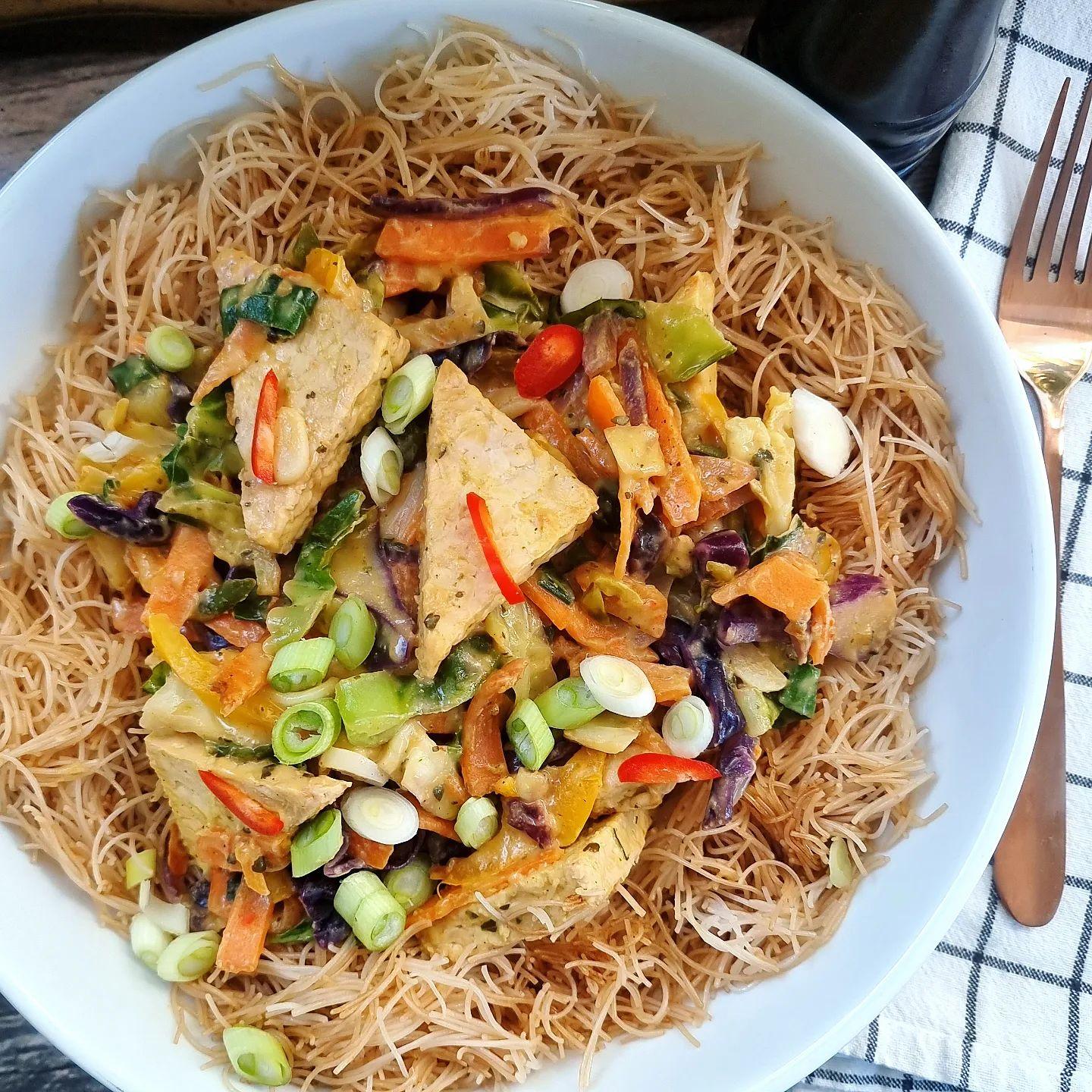 Lemongrass and Coconut Tempeh Stir Fry