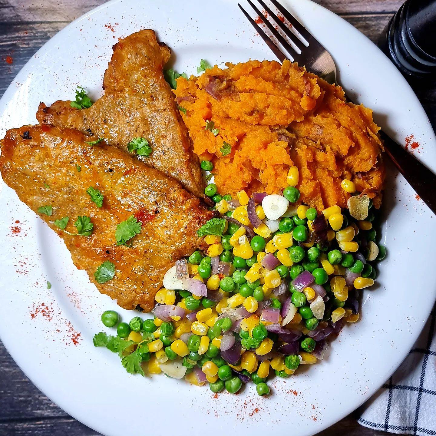 Peri Peri Vegan Chicken Fillets with Sweet Potato Mash and Vegetables