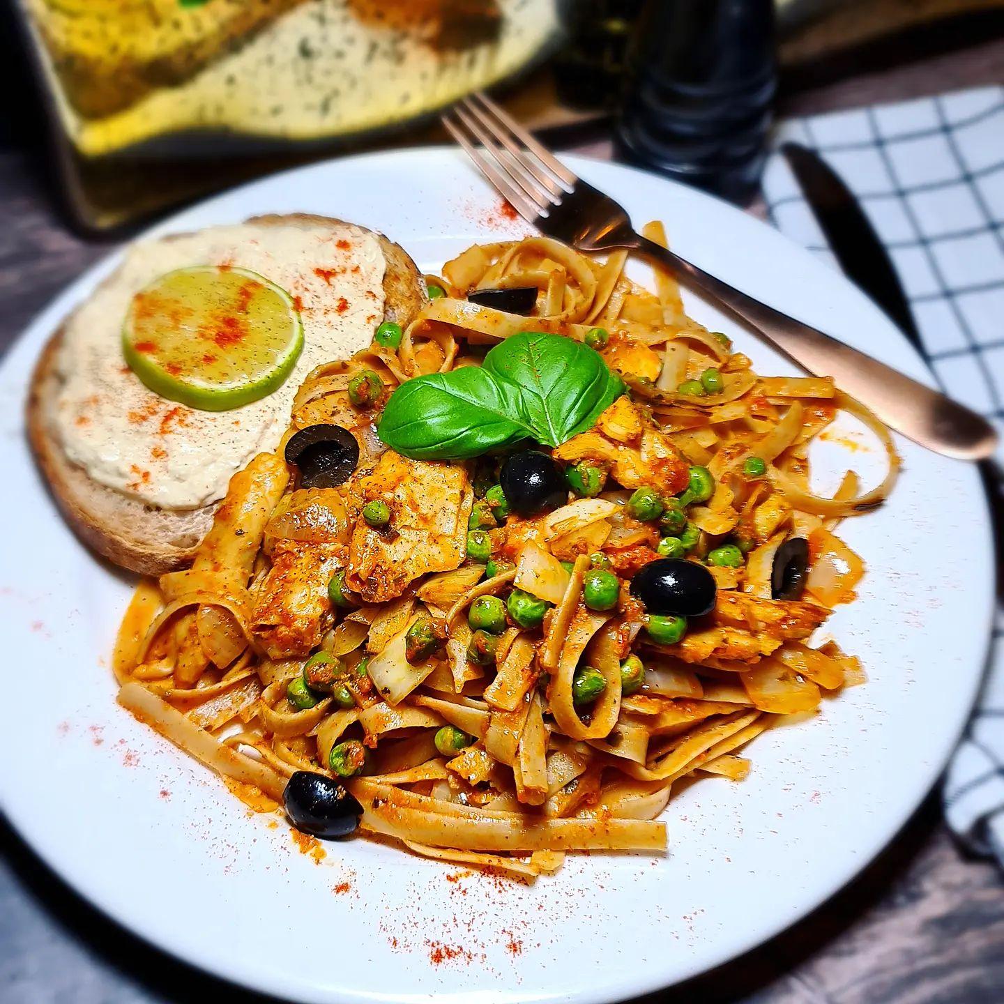 Vegan Red Pesto Tagliatelle with Vegetables