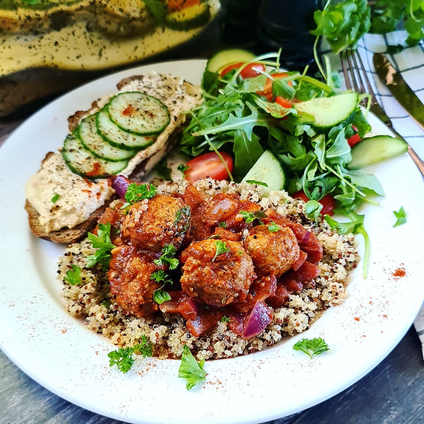 Meatless Meatballs with Tomato Basil Sauce and Quinoa