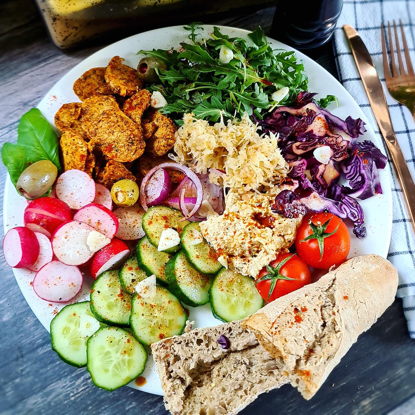 Vegan Tikka Chicken Salad
