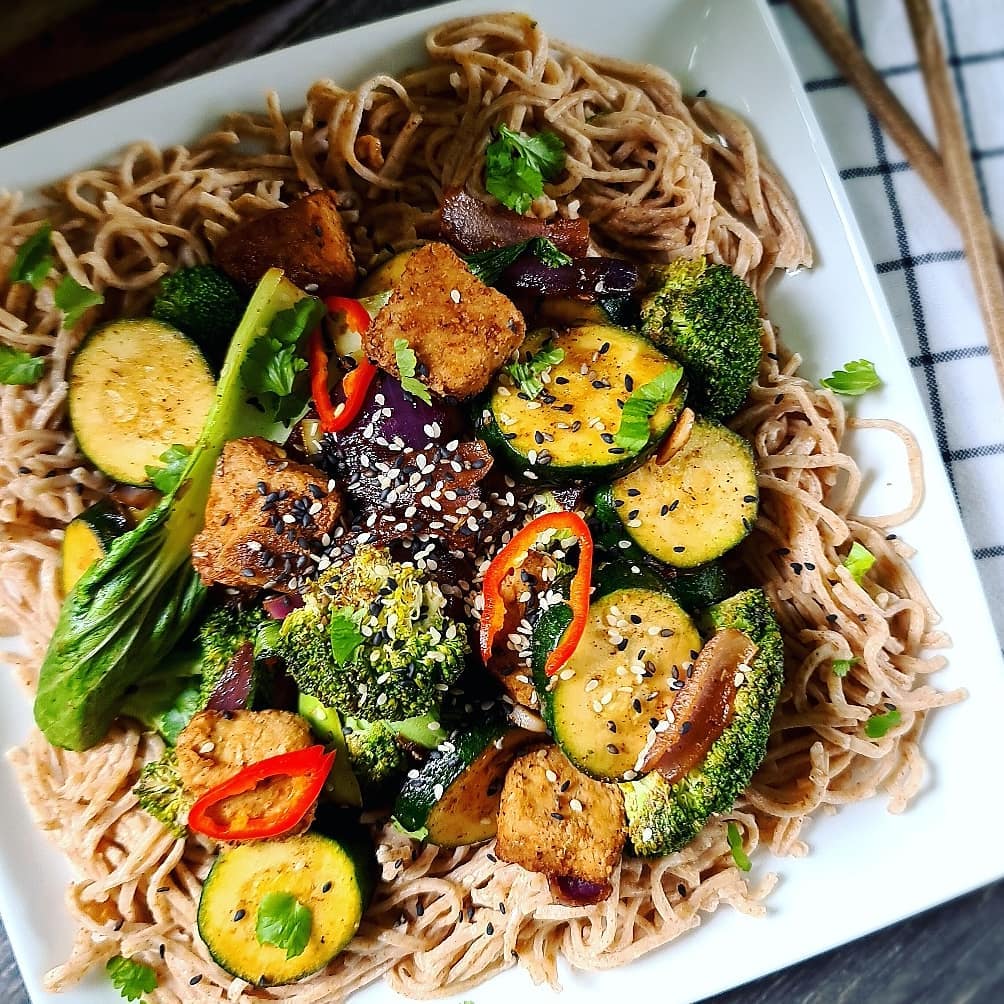 Chicken and Green Vegetable Stir Fry with Wholewheat Noodles