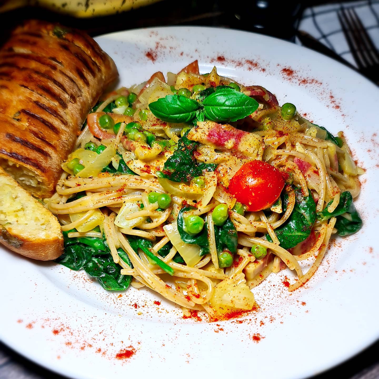 Easy 20-Minute Vegan Spaghetti Carbonara
