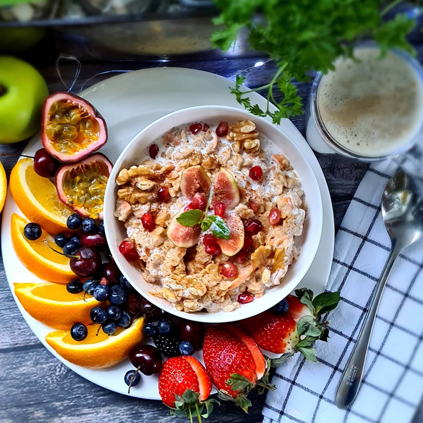 Easy Vegan Carrot Cake Porridge