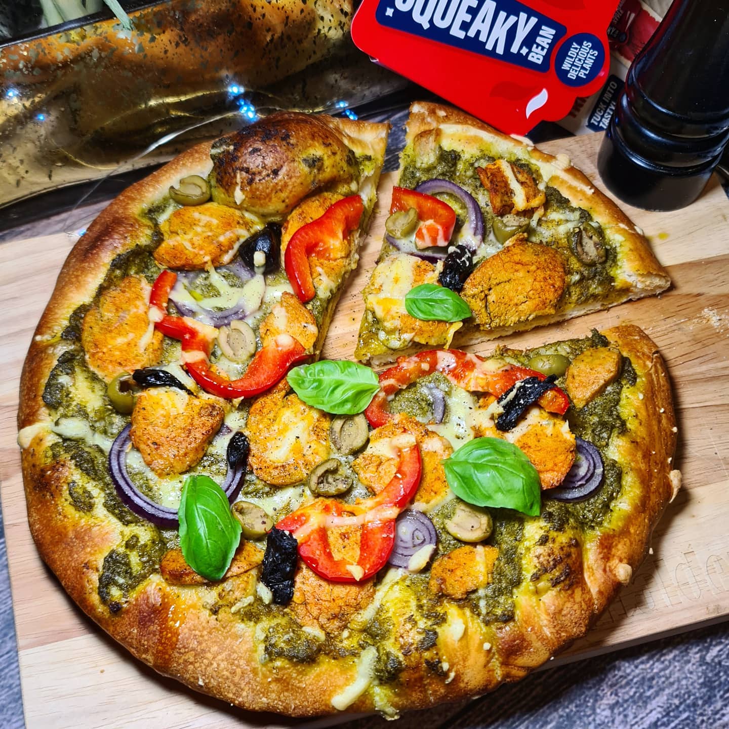 Hot and Spicy Chicken Pesto Pizza