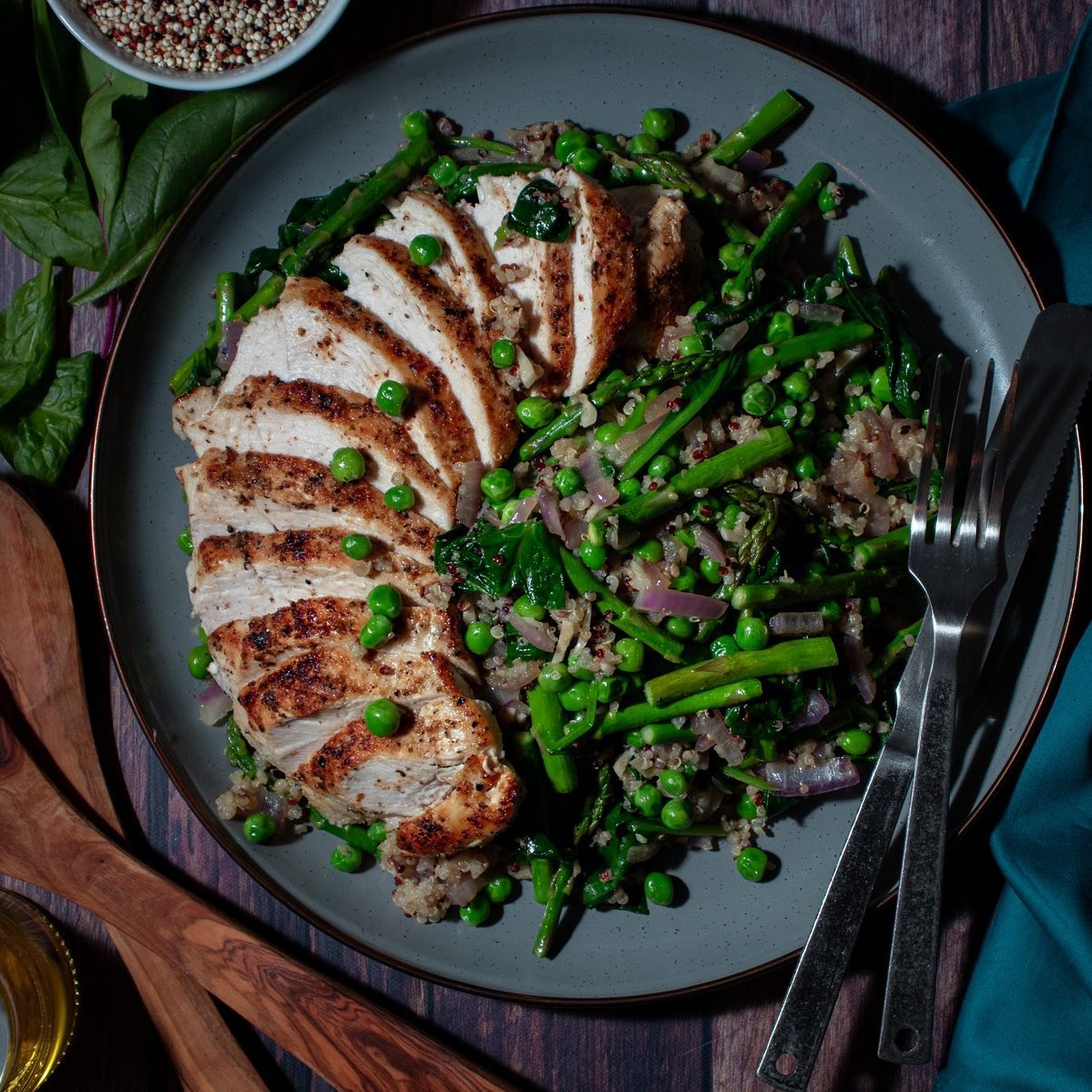 Protein-Packed Quinoa Chicken Dinner