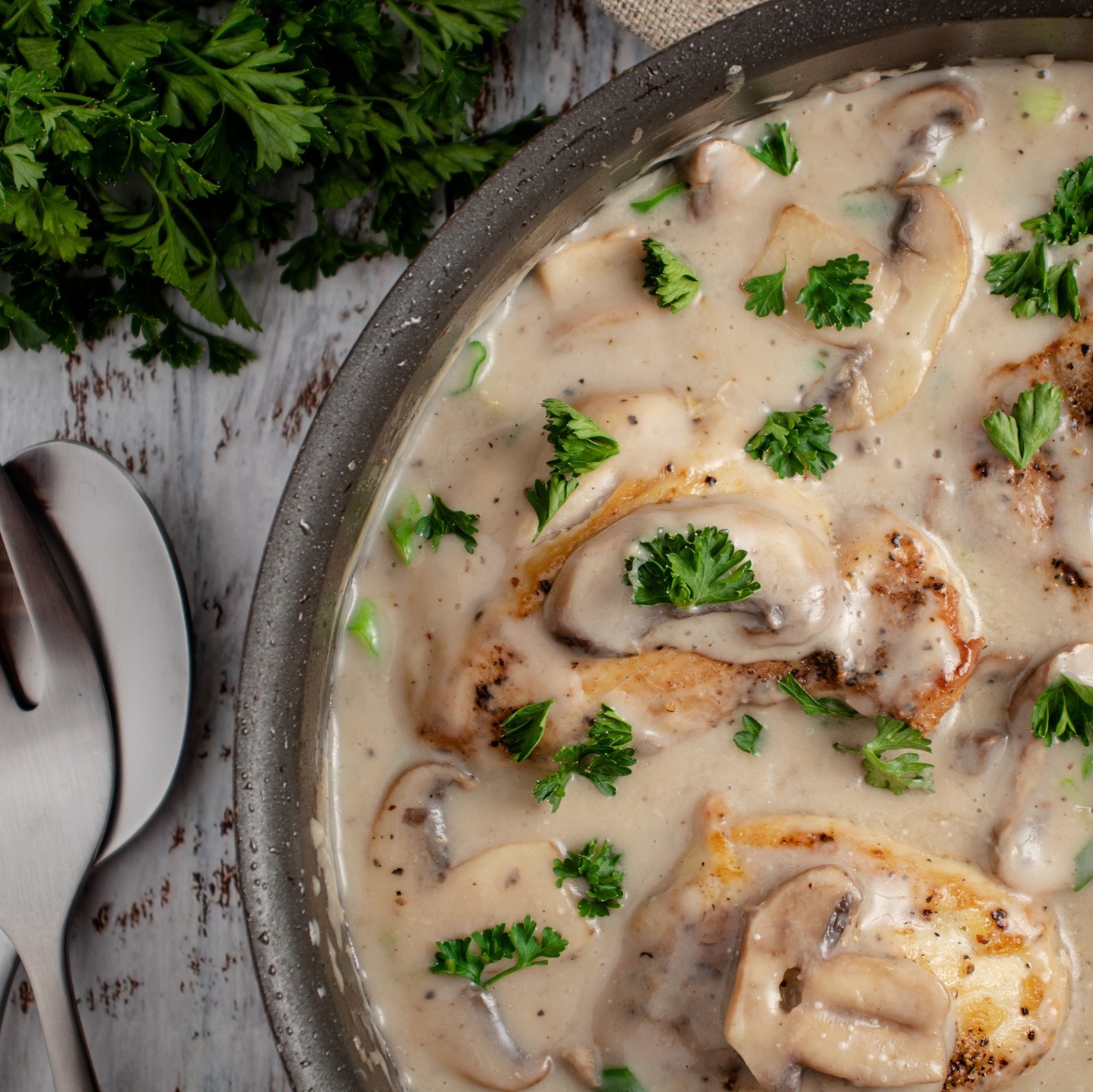 Creamy Chicken and Mushroom Skillet