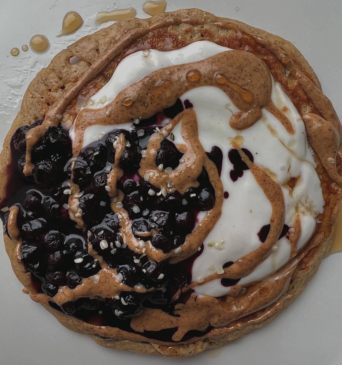 Banana Oat Pancakes with Toppings