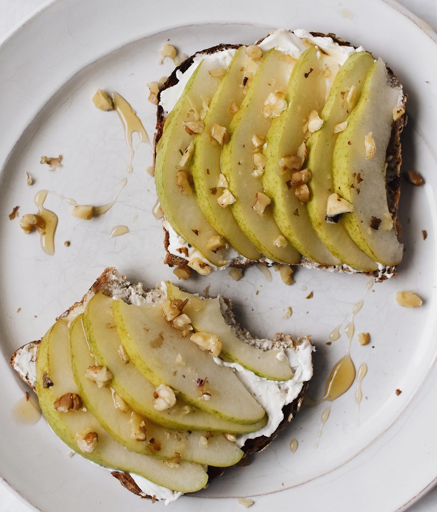 Pear and Dairy-Free Cream Cheese Toast