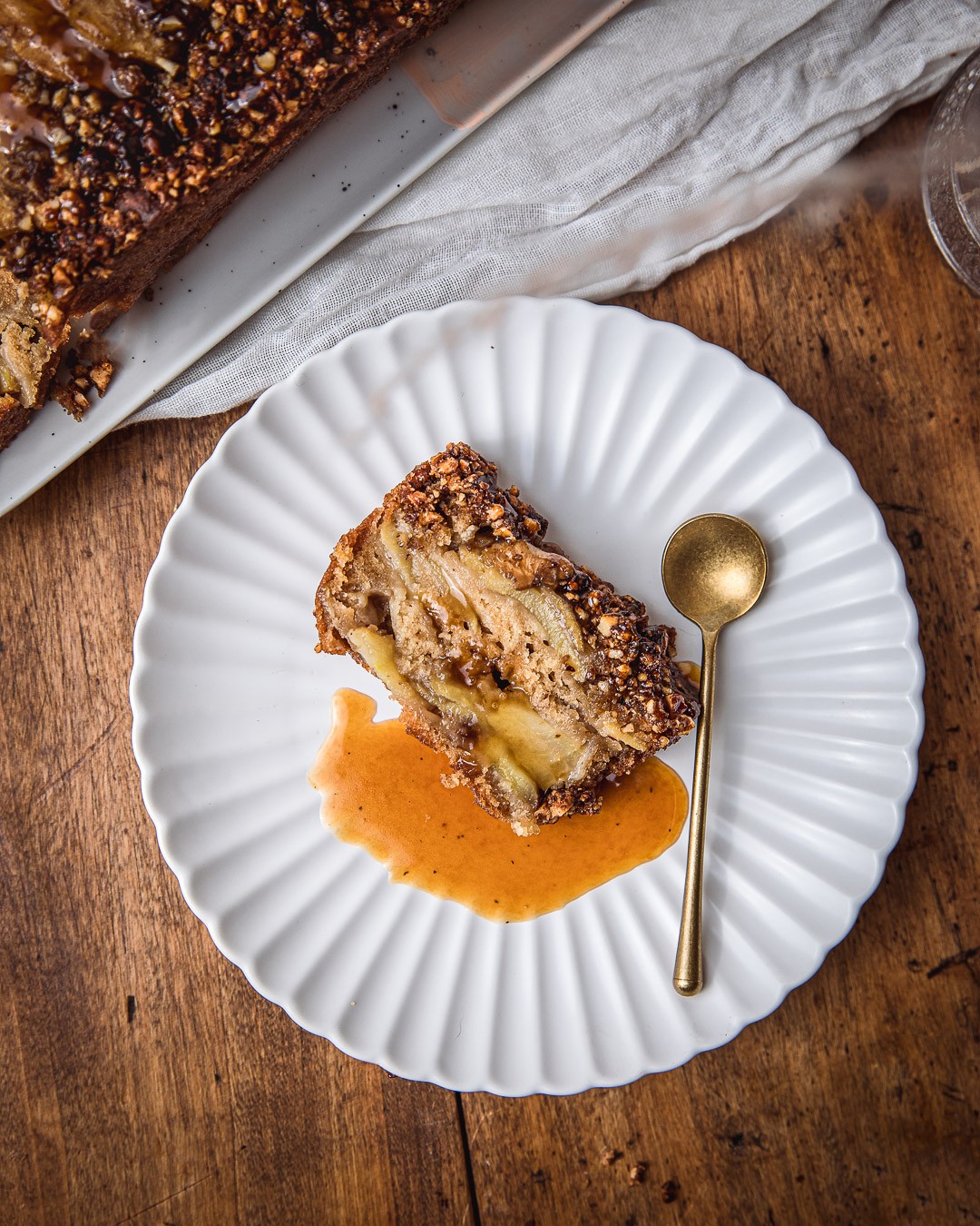 Vegan Apple Cake with Crumble Topping