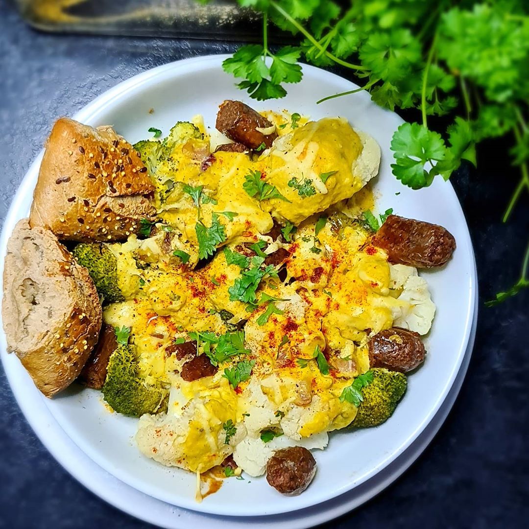 Cheesy Broccoli ?, Cauliflower & Sausage Bake