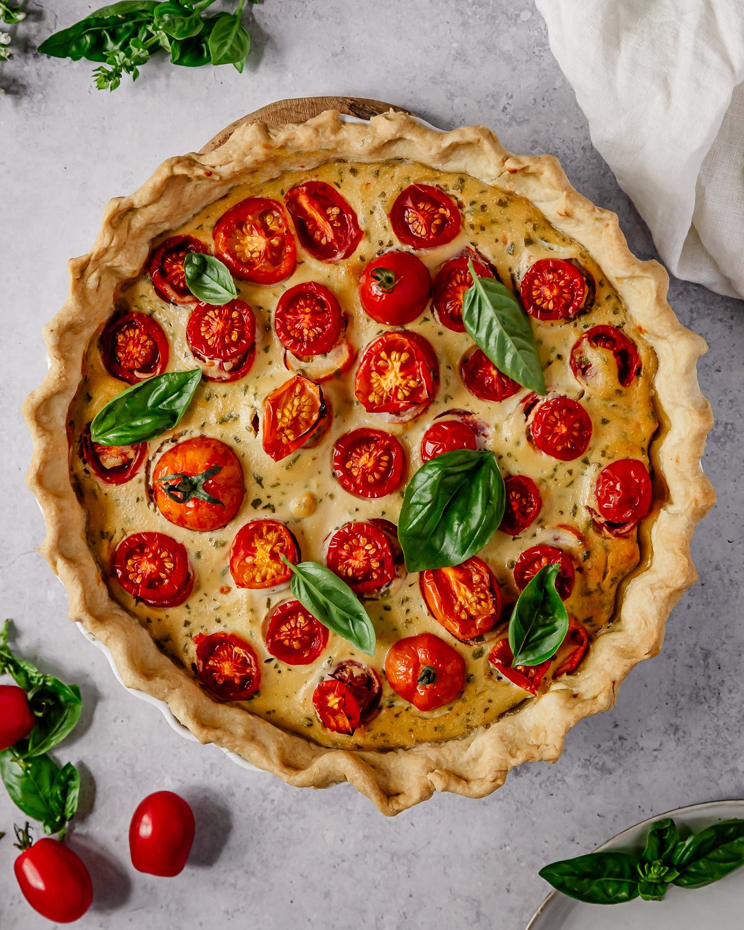 Easy Vegan Tomato Quiche