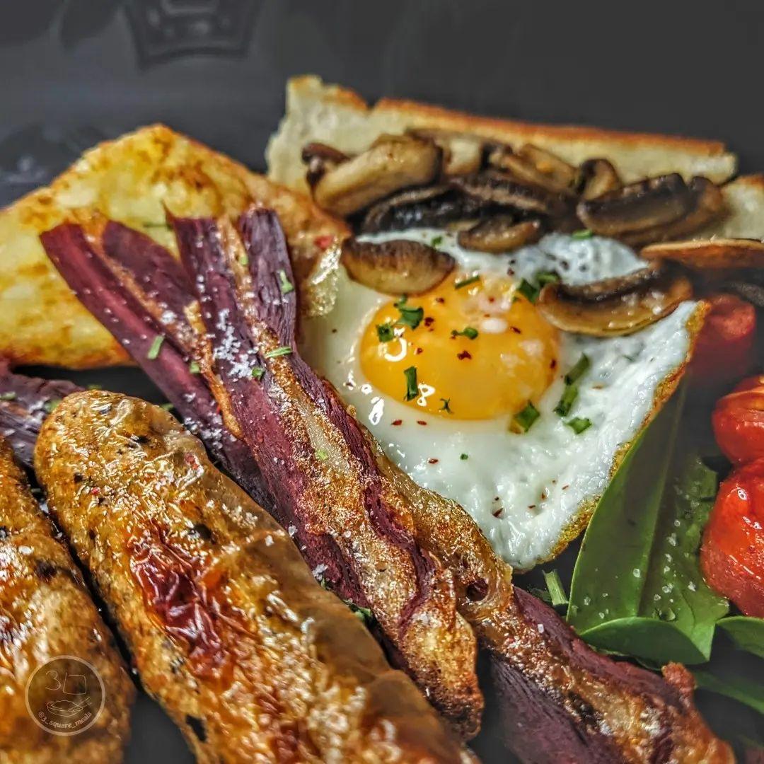 Vegetarian Brunch with Hash Browns and Sausages