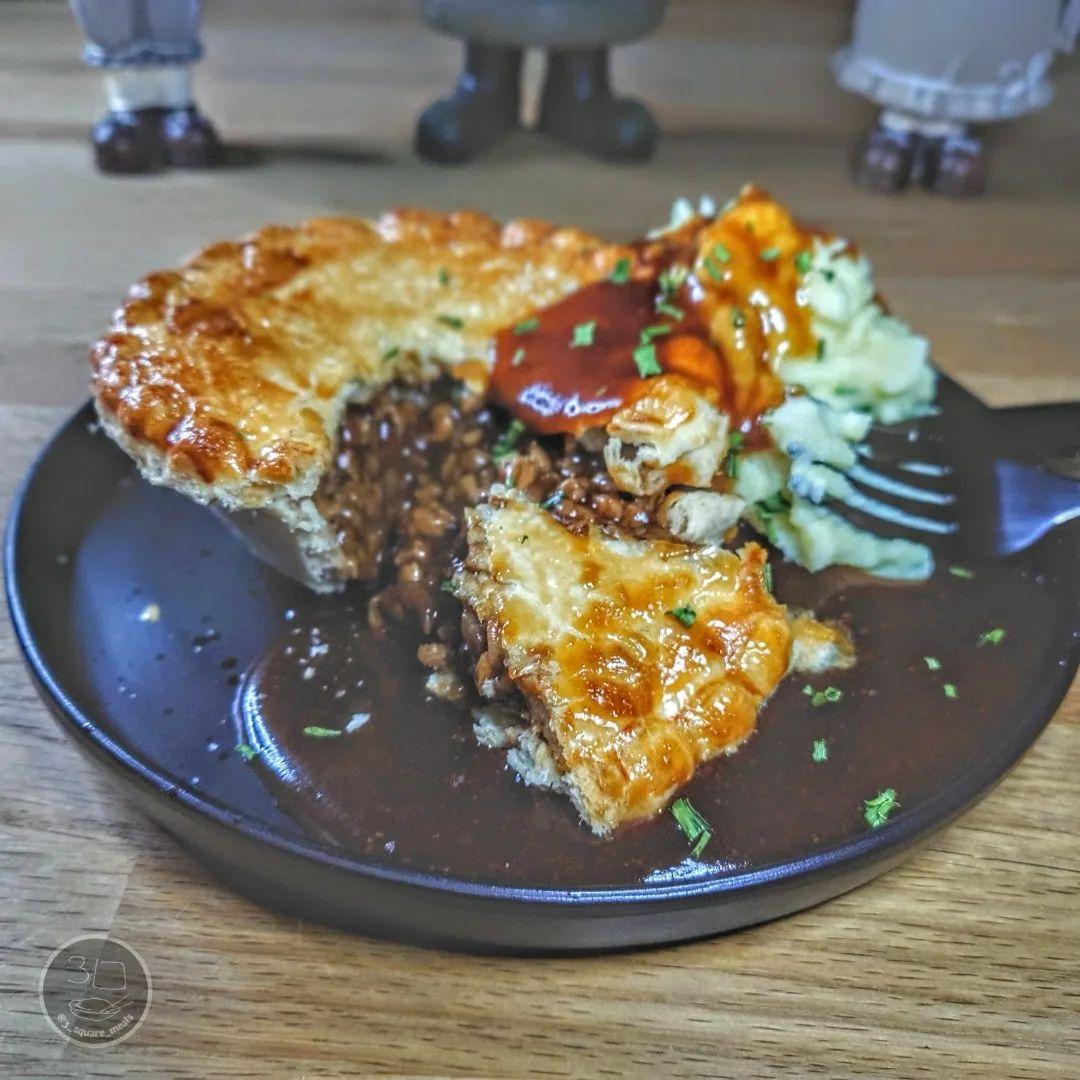 Mince and Onion Pie with Mash and Gravy