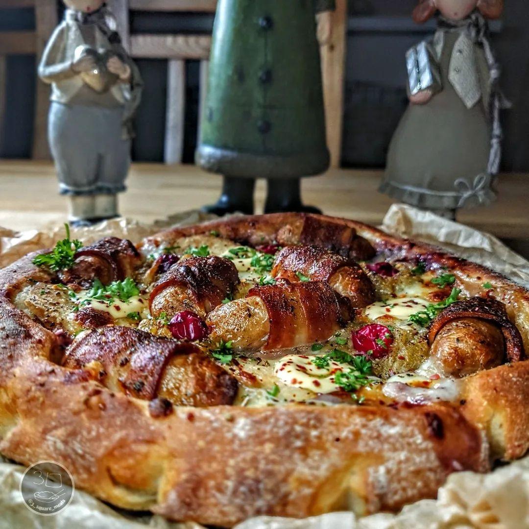 Festive Christmas Pizza