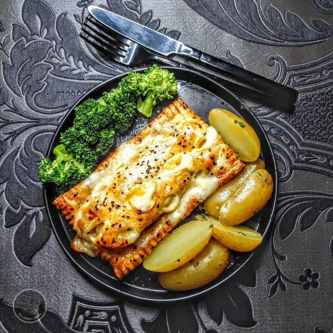 Vegetarian Salmon En Croute with Sides