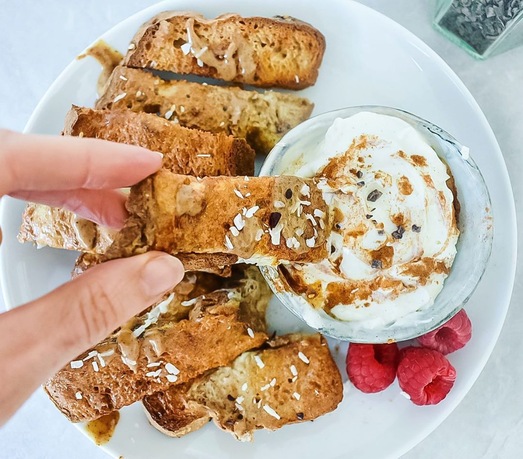 Healthy Air Fryer French Toast Sticks