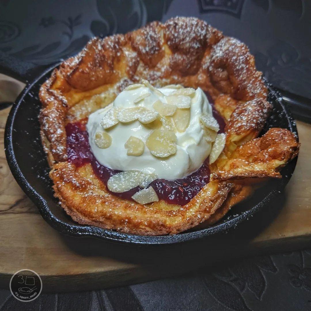 Sweet Dutch Baby Pancake