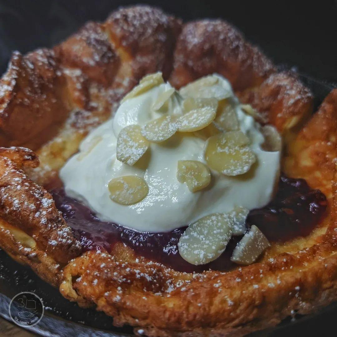 Sweet Dutch Baby Pancake