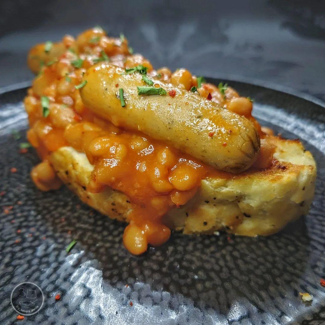 Sausages and Beans on Toast
