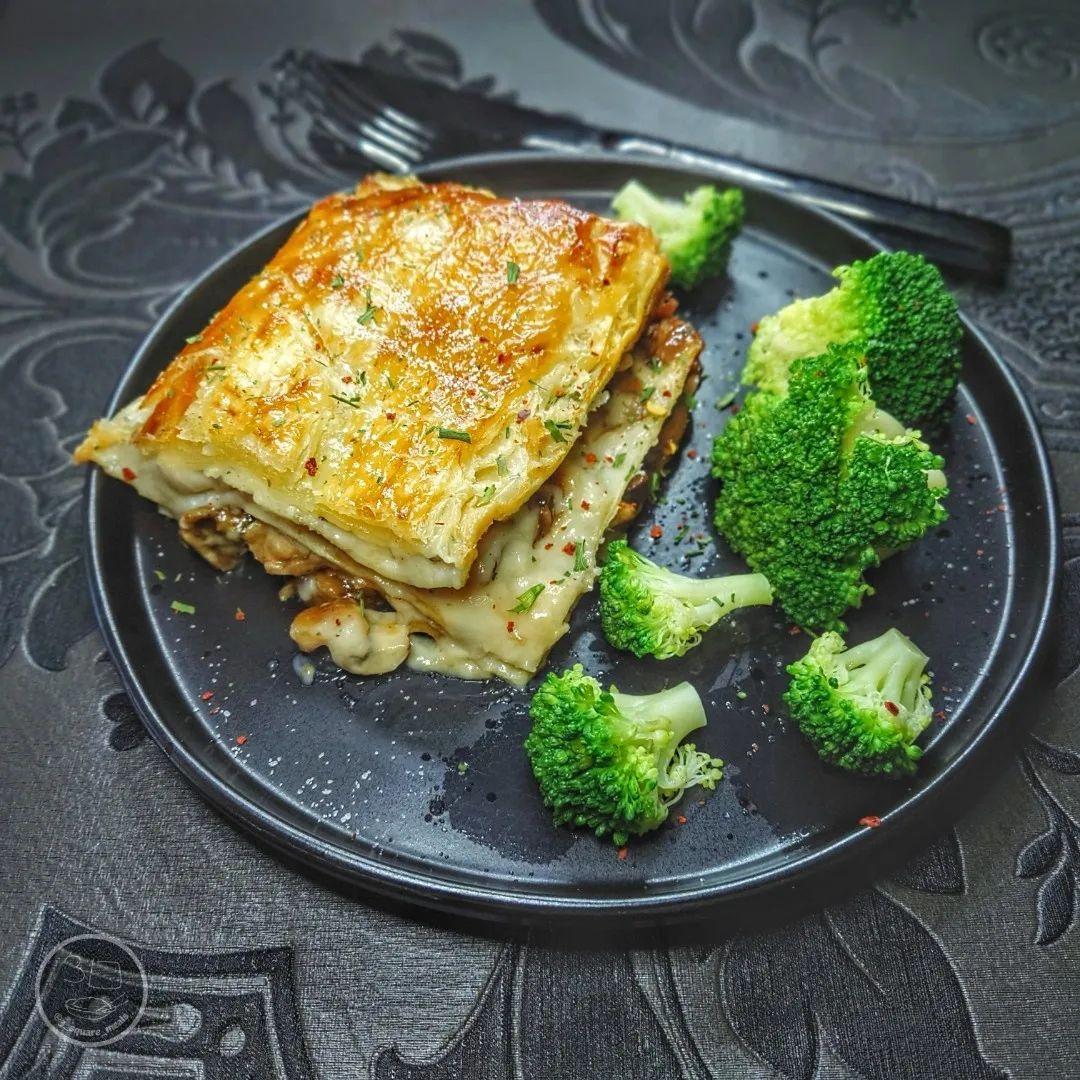 Chicken and Mushroom Pie Lasagne