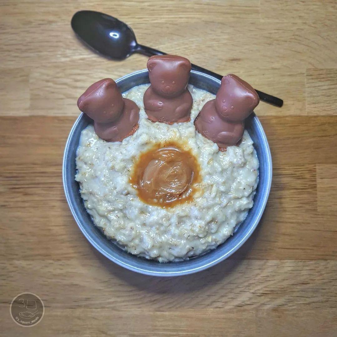 Sweet Caramel Porridge with Chocolate Bears