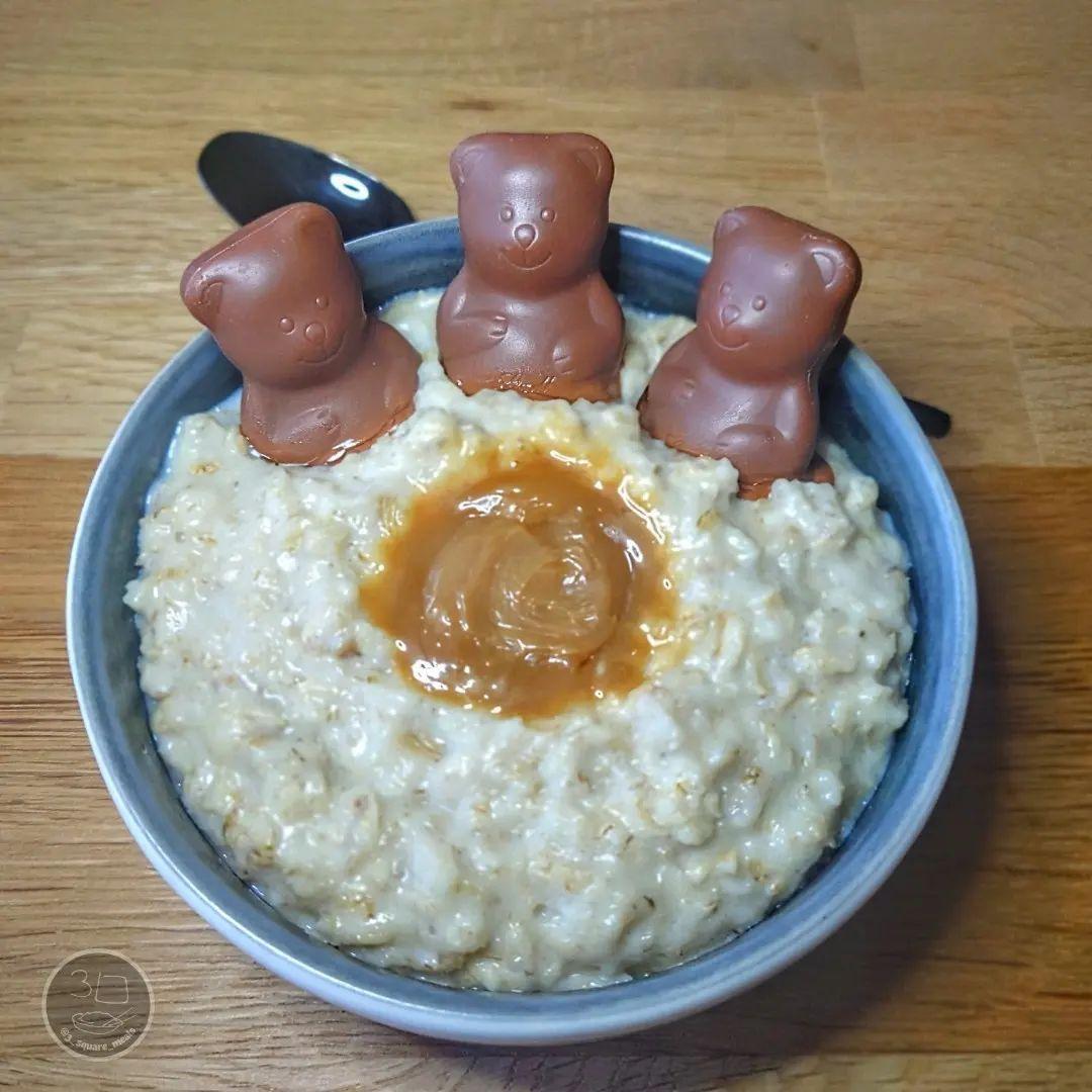 Sweet Caramel Porridge with Chocolate Bears