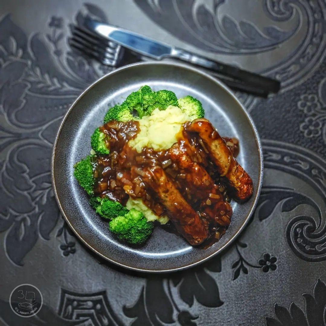 Vegetarian Sausages with Mash and Caramelised Onion Gravy