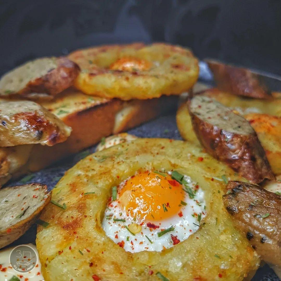 Stuffed Onion Ring Hash Brown Breakfast