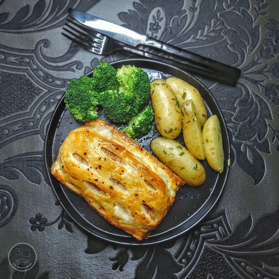 Plant-Based Salmon En Croute with Sides